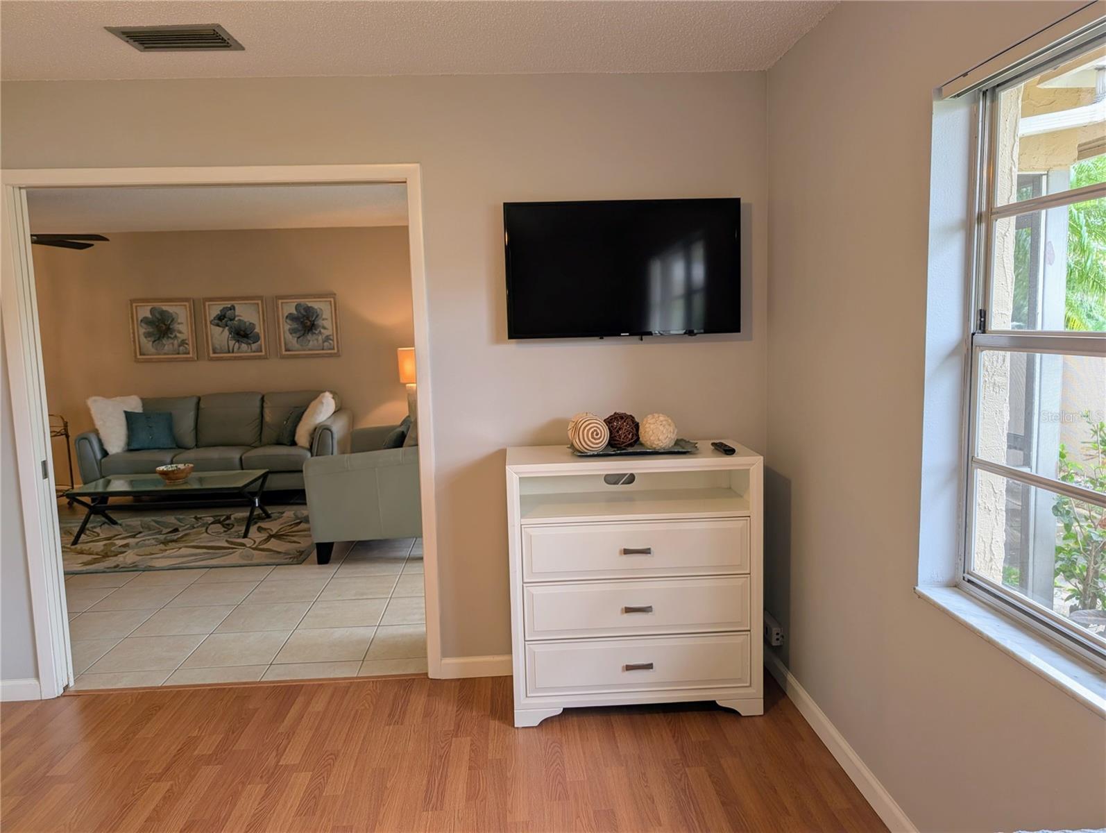 PALM-AIRE AT SARASOTA 10-B - Residential Lease