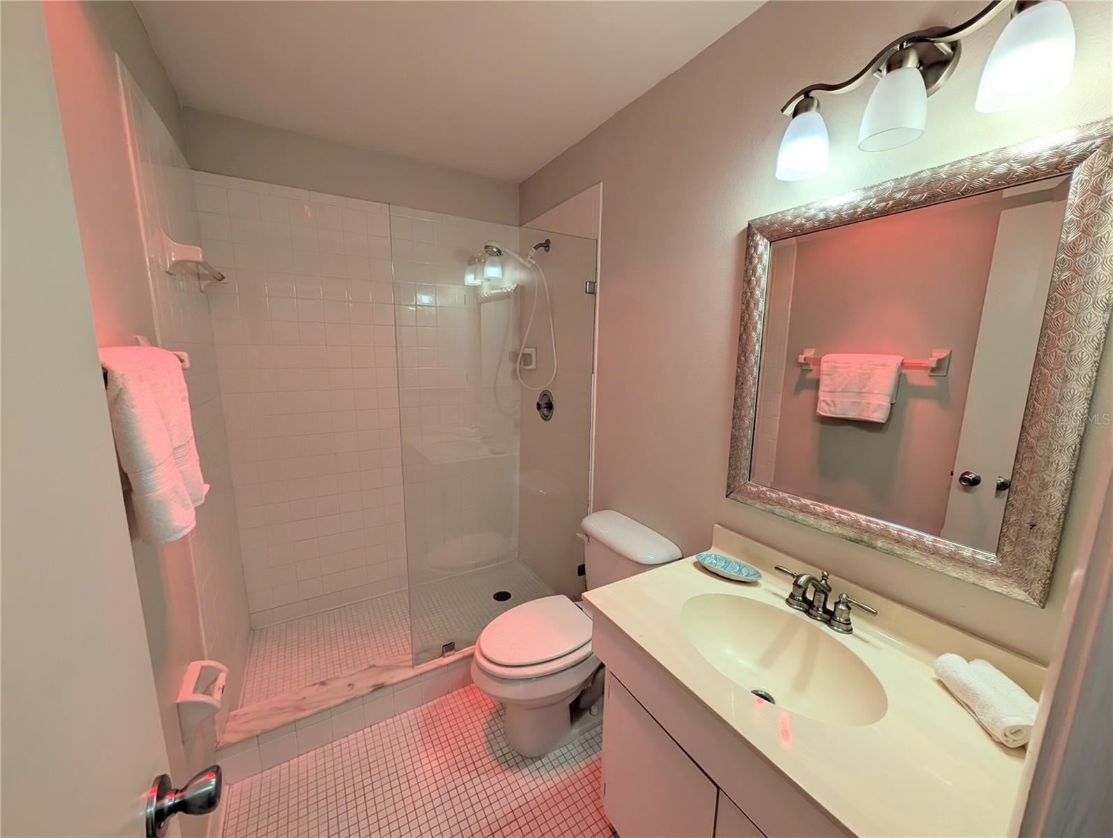 PALM-AIRE AT SARASOTA 10-B - Residential Lease