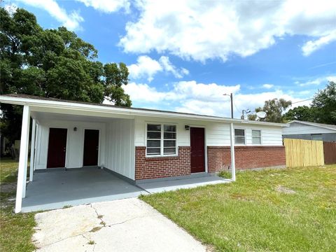 Photo of 8310 Croton Avenue, Tampa, FL 33619 (MLS # TB8381142) Photo of 8310 Croton Avenue, Tampa, FL 33619 (MLS # TB8381142)