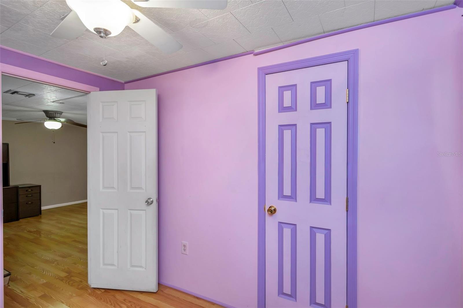 CRYSTAL LAKES VIEW - Residential