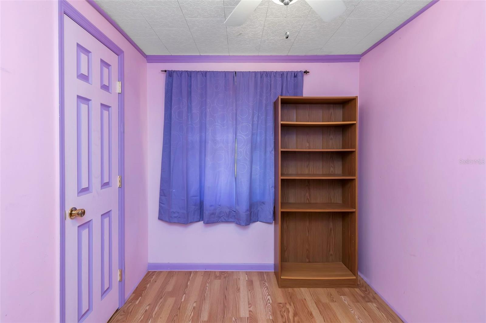 CRYSTAL LAKES VIEW - Residential