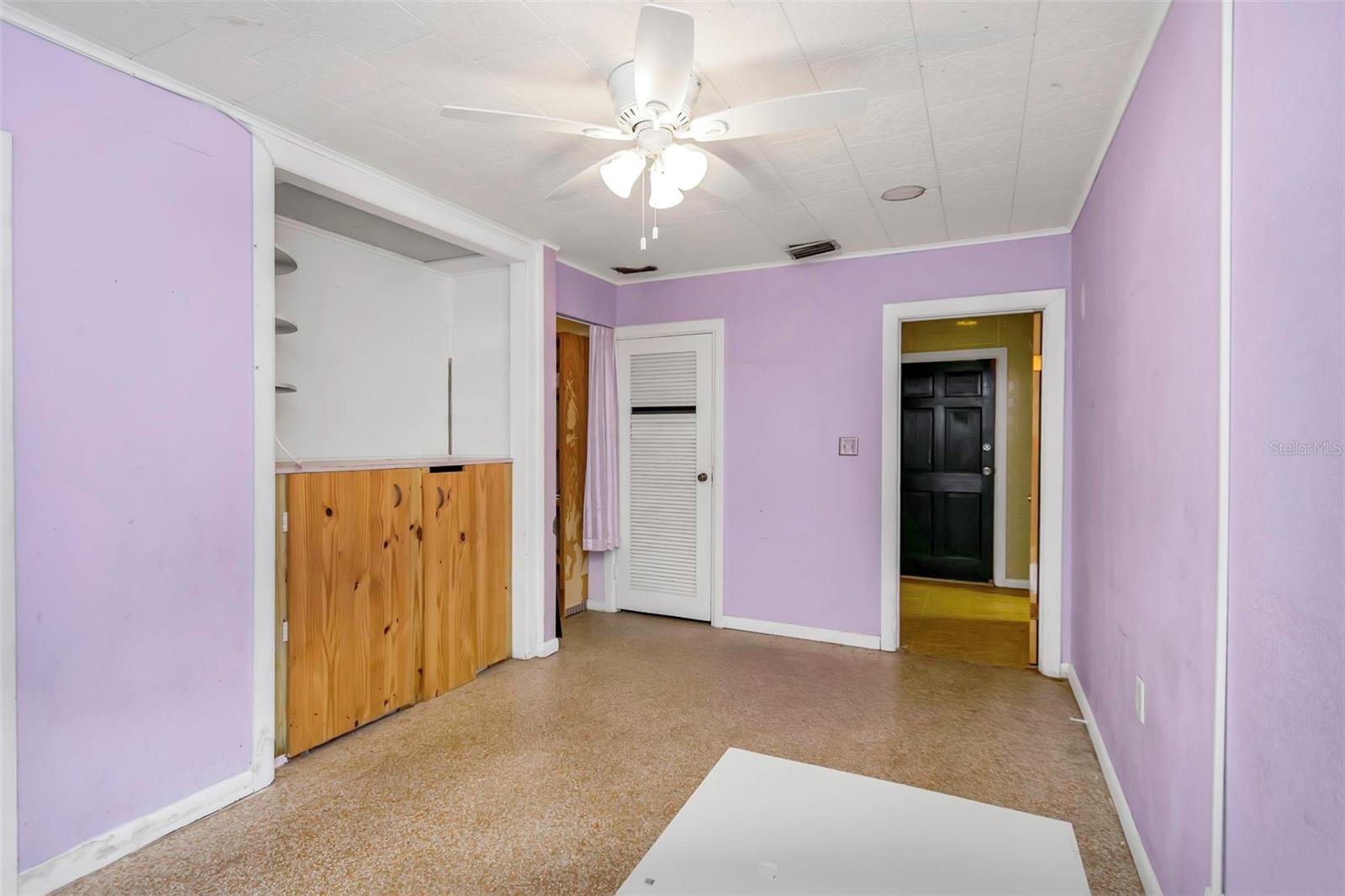 CRYSTAL LAKES VIEW - Residential