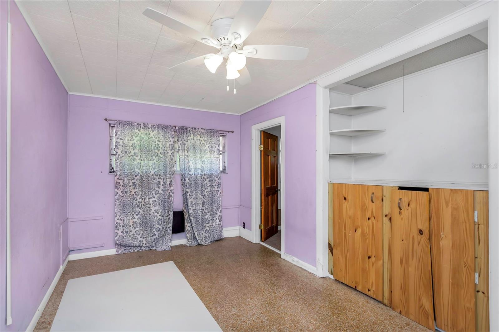 CRYSTAL LAKES VIEW - Residential