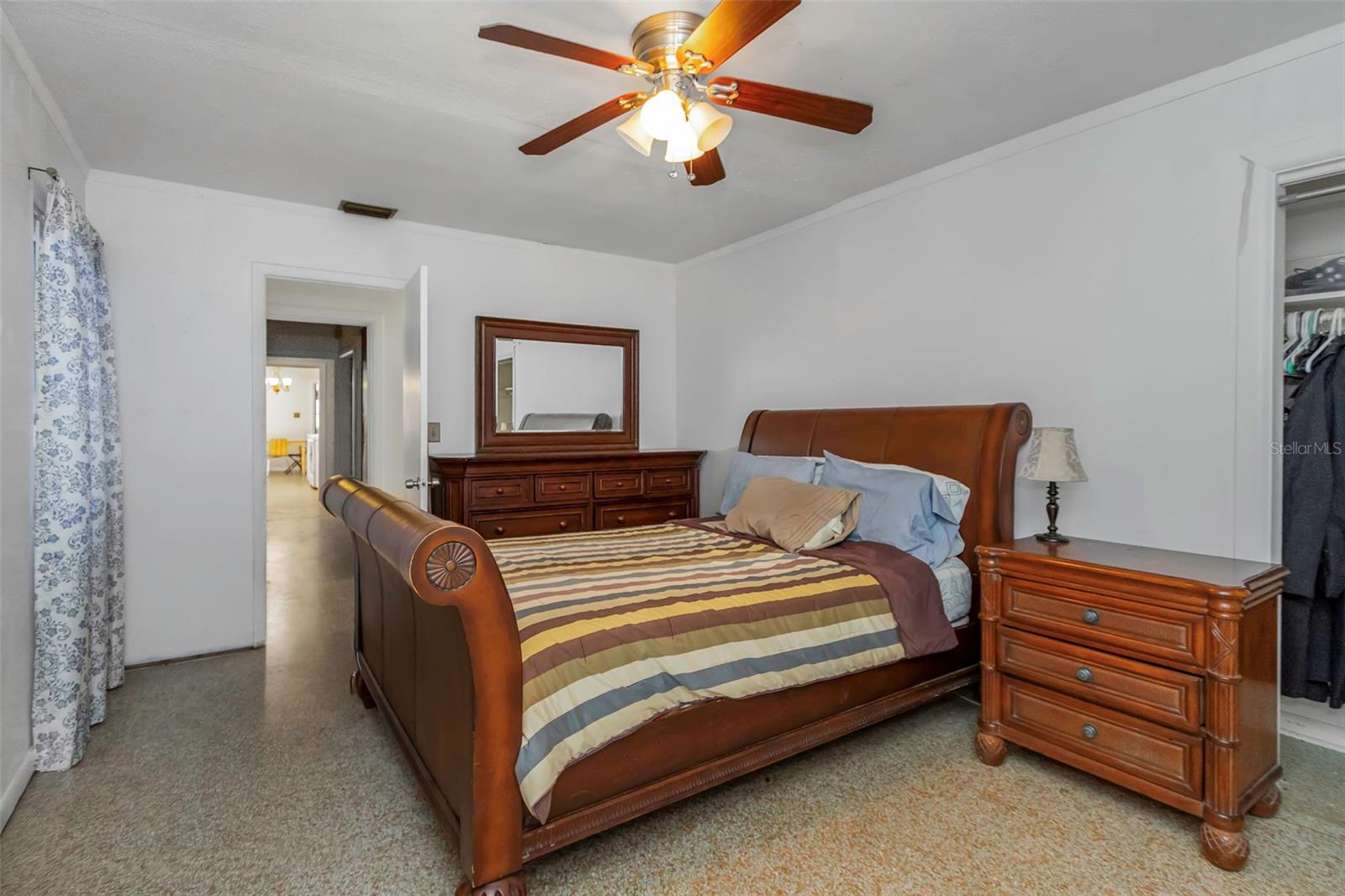 CRYSTAL LAKES VIEW - Residential