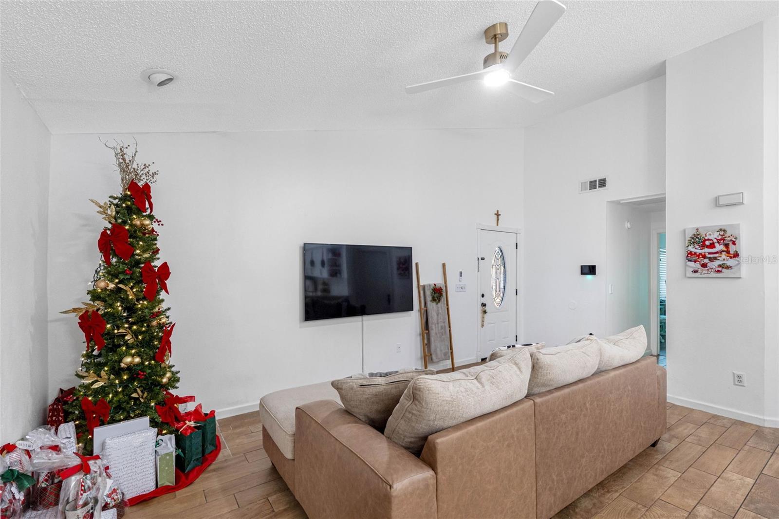 CITRUS POINTE UNIT 1 - Residential