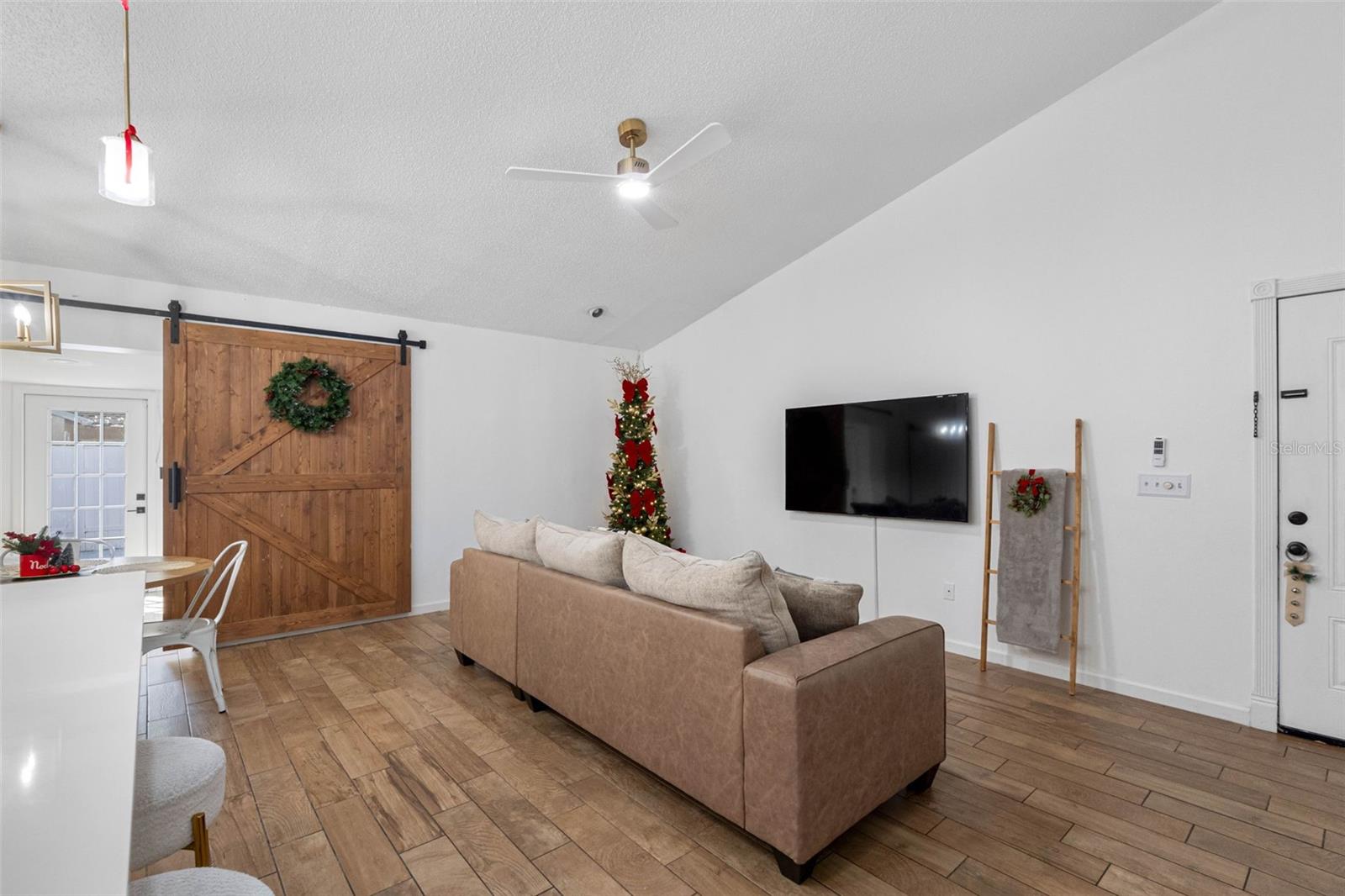 CITRUS POINTE UNIT 1 - Residential