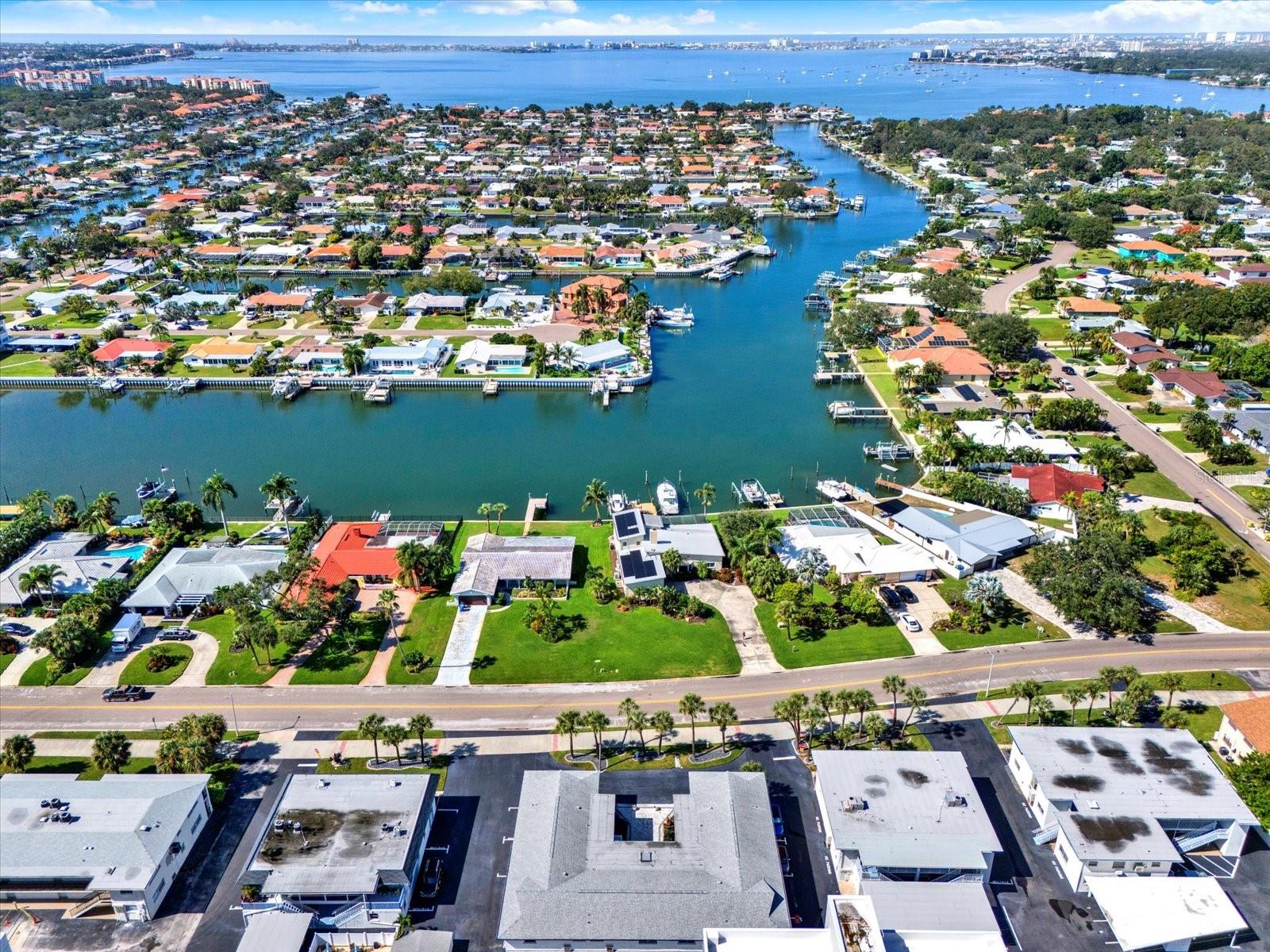 MAXIMO HARBOUR CONDO - Residential