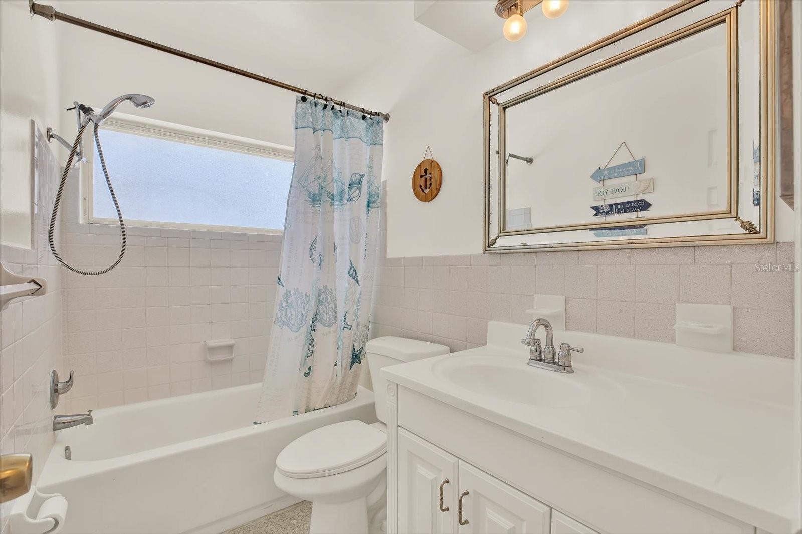 MAXIMO HARBOUR CONDO - Residential