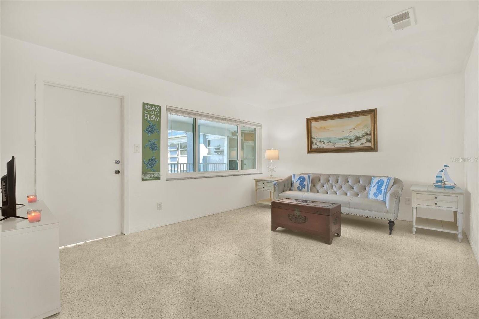 MAXIMO HARBOUR CONDO - Residential