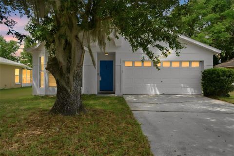 Photo of 2308 Donegan Place, Orlando, FL 32826 (MLS # V4948824)