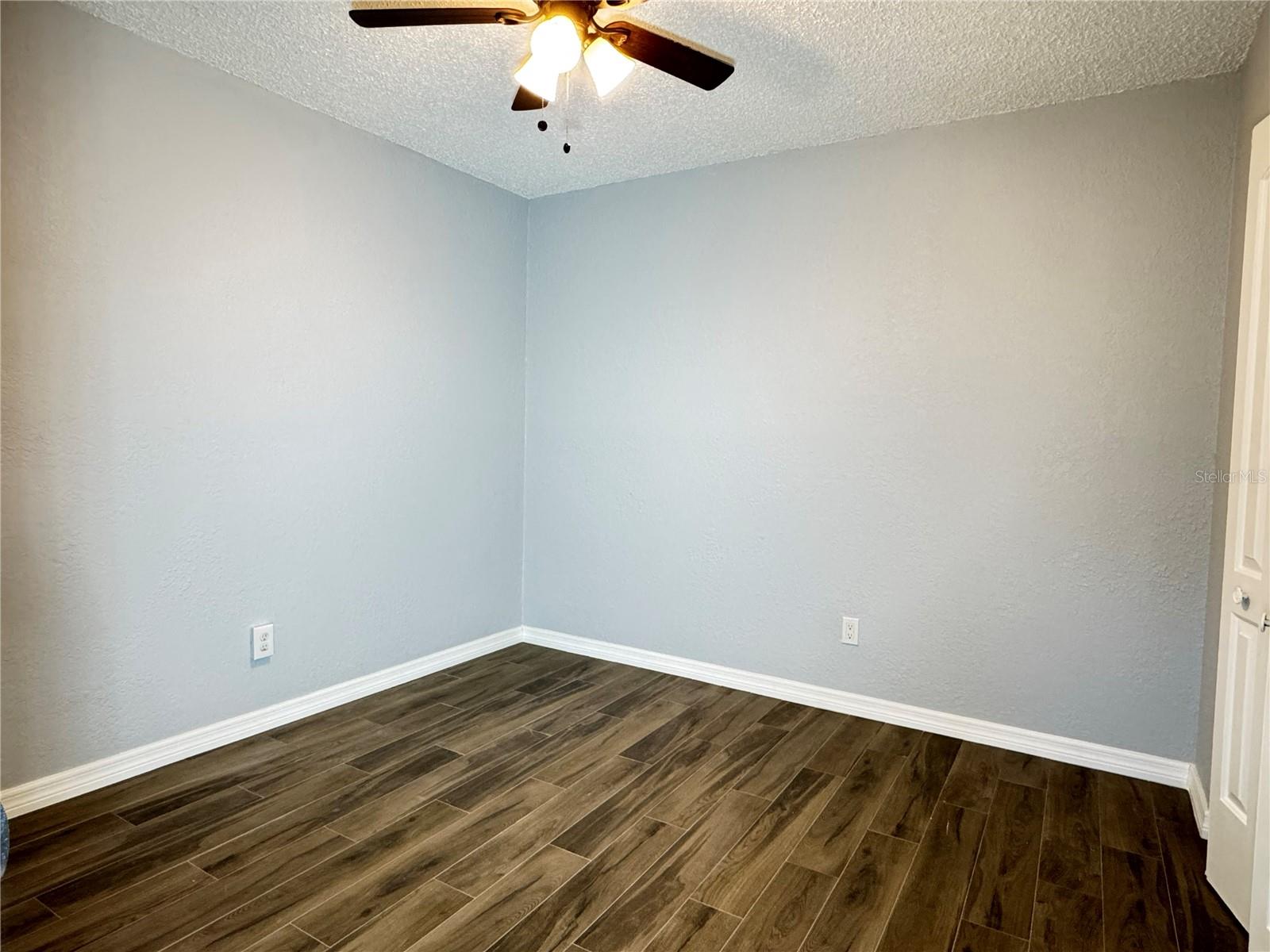 WHITEGATES SUB - Residential Lease