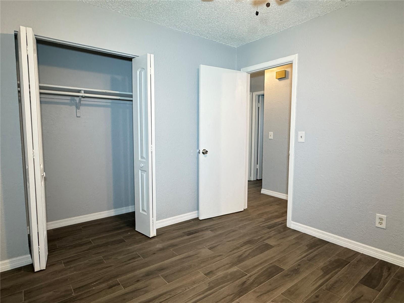 WHITEGATES SUB - Residential Lease