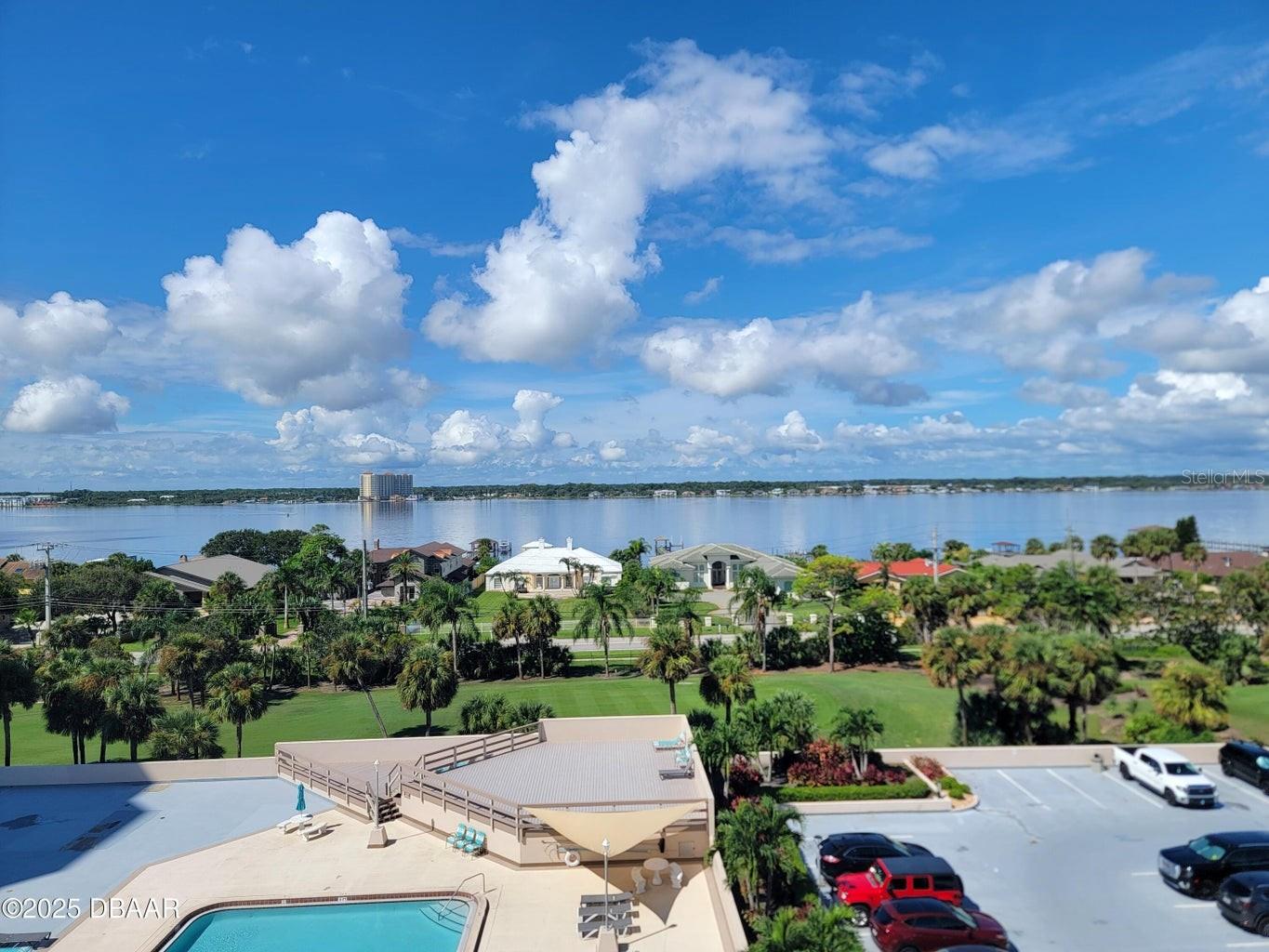 OCEANS WEST ONE - Residential