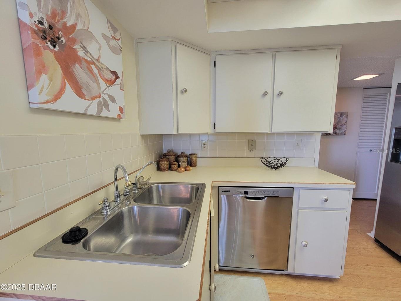 OCEANS WEST ONE - Residential