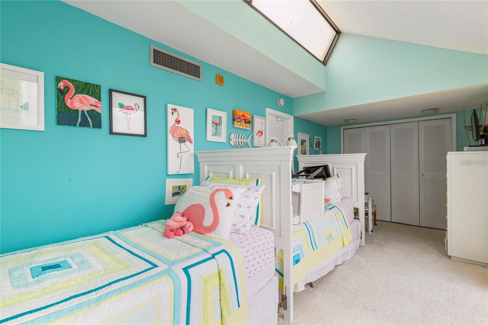 440 WEST CONDO - Residential Lease