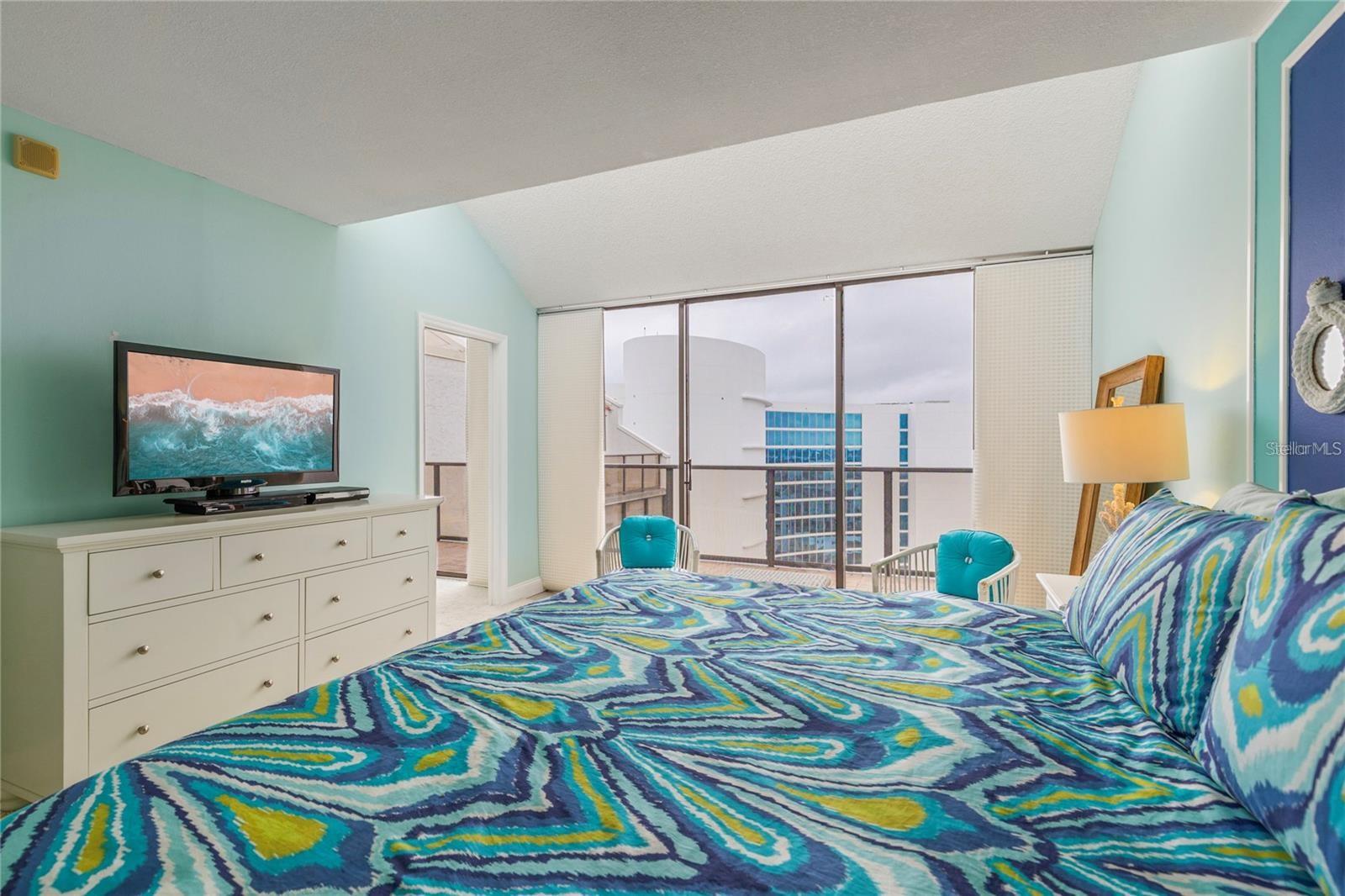 440 WEST CONDO - Residential Lease