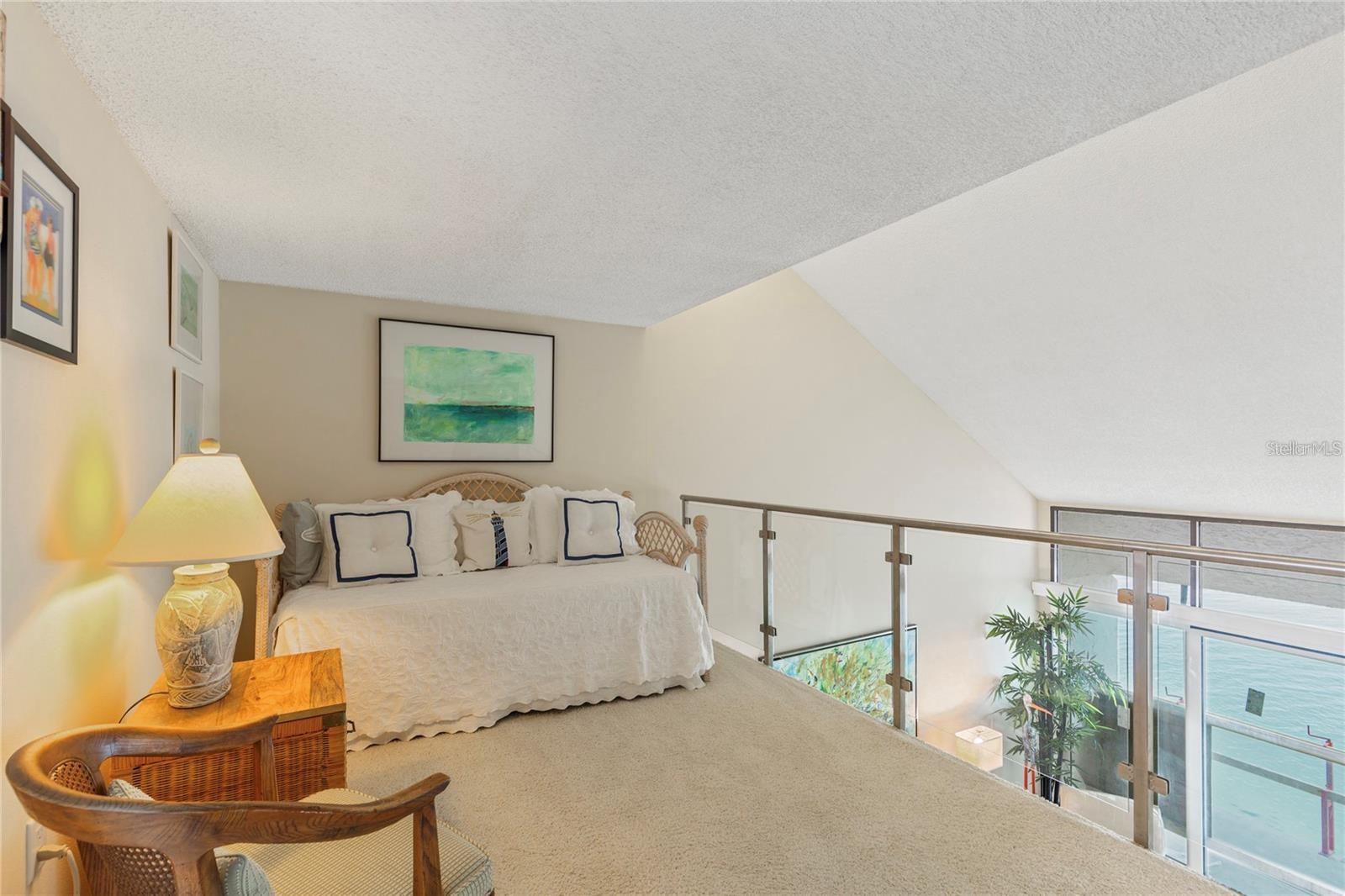 440 WEST CONDO - Residential Lease