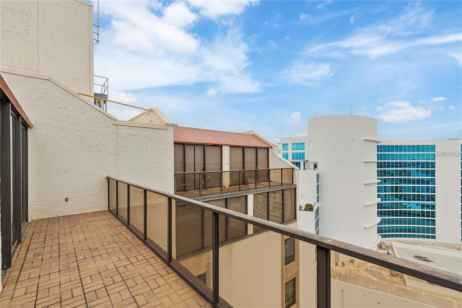 440 WEST CONDO - Residential Lease