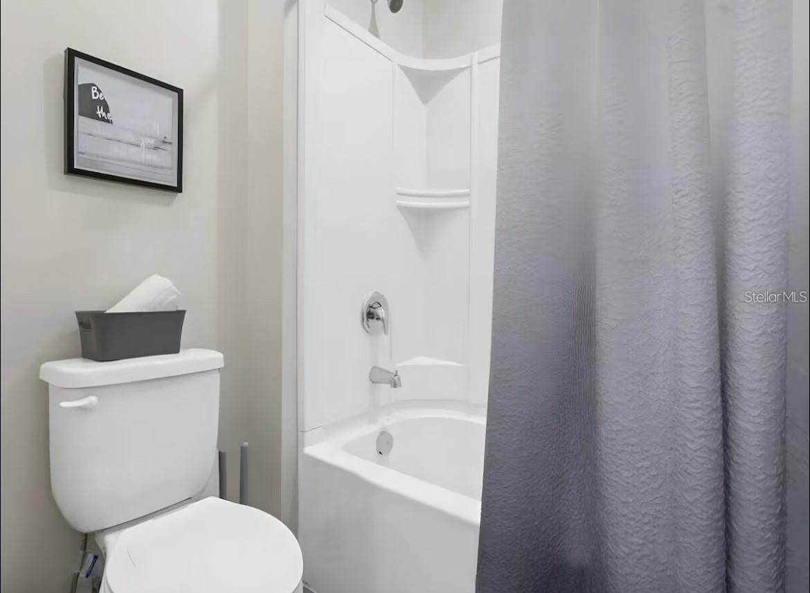 SOLARA RESORT VACATION VILLAS REP - Residential