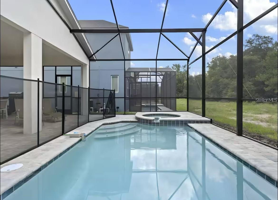 SOLARA RESORT VACATION VILLAS REP - Residential