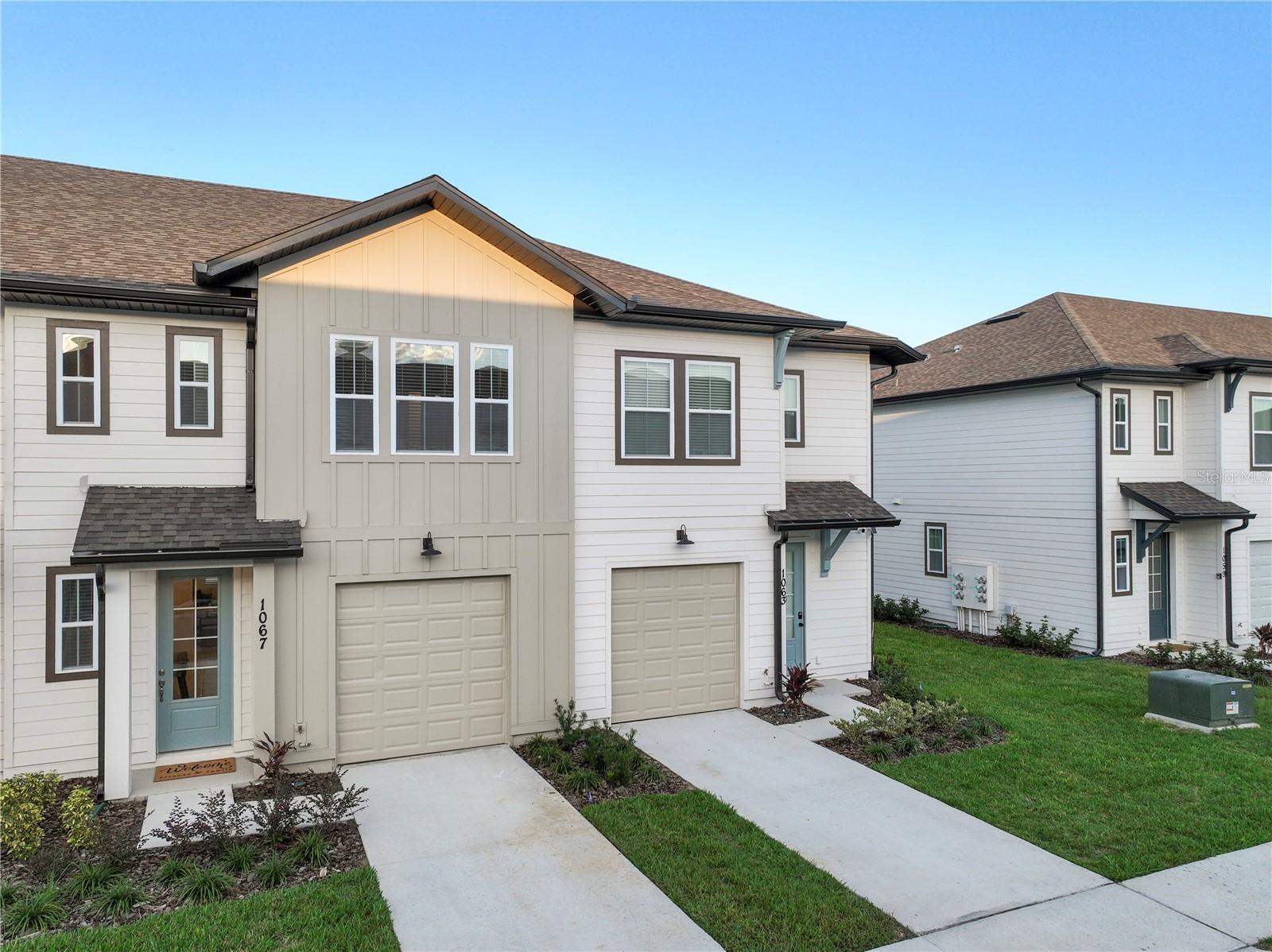 1067 PLANTATION LANE