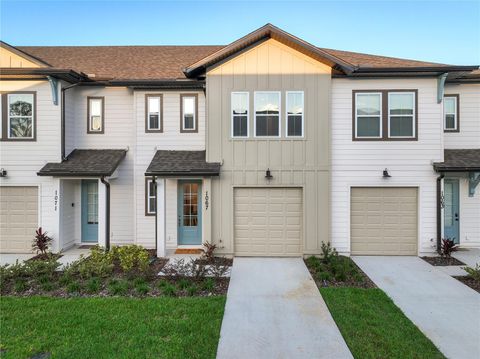 1067 PLANTATION LANE DAVENPORT FL 33896