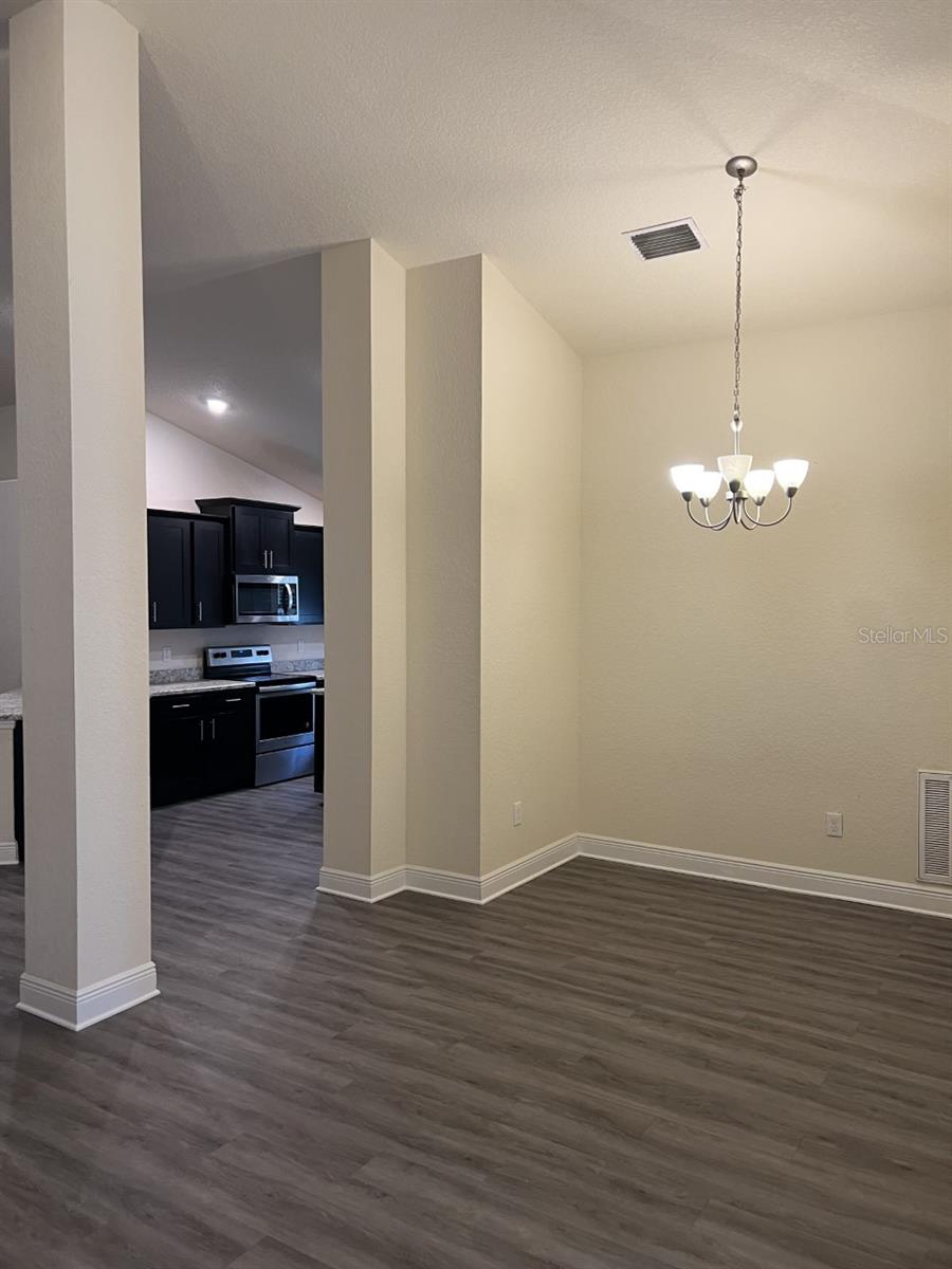 LAKE DIAMOND GOLF & COUNTRY CLUB PH 04 TR 05 - Residential Lease