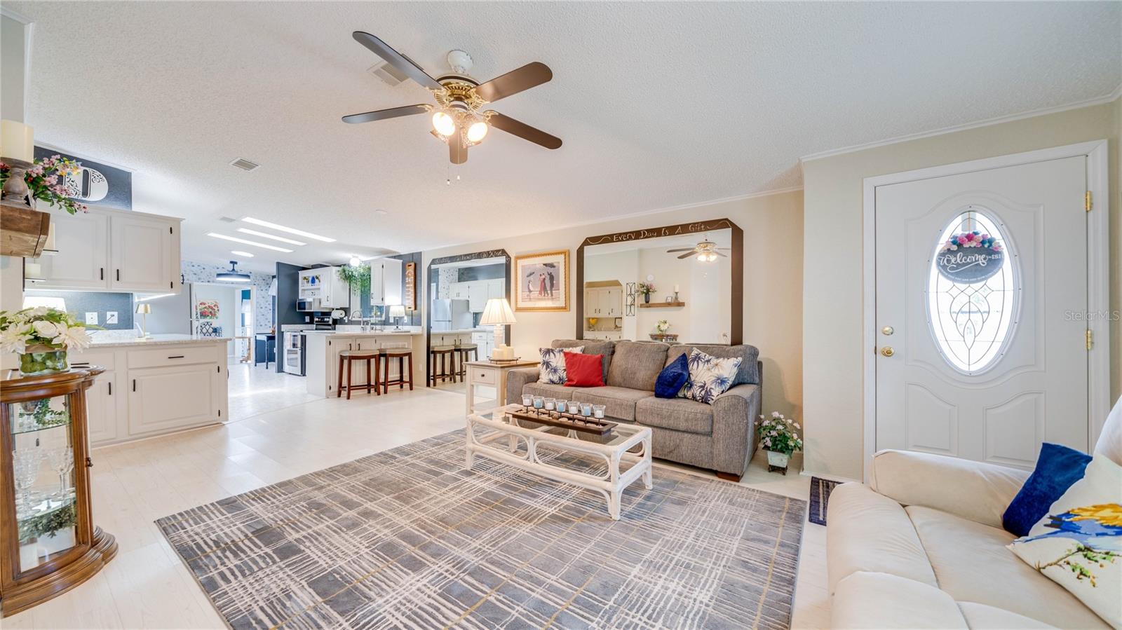 HORIZON VILLAGE - Residential