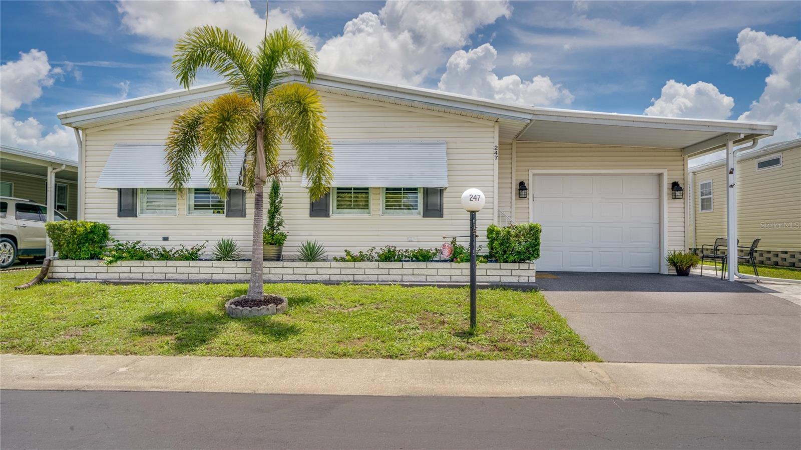 HORIZON VILLAGE - Residential