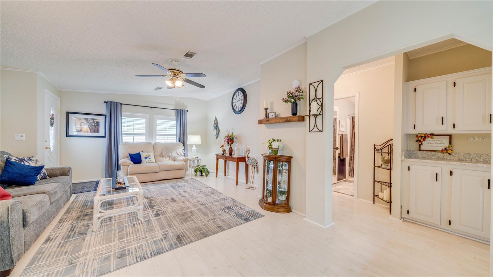 HORIZON VILLAGE - Residential