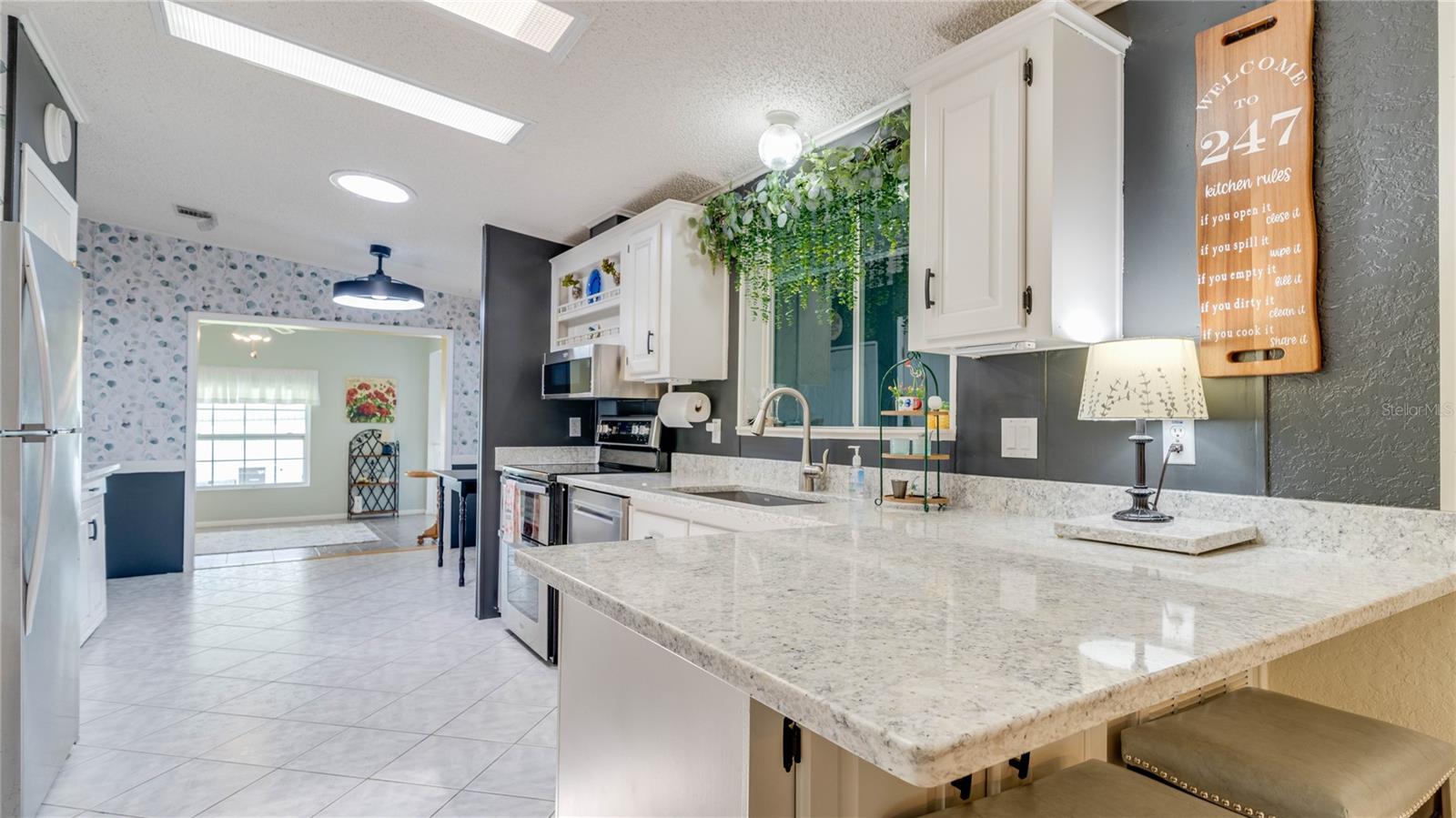 HORIZON VILLAGE - Residential
