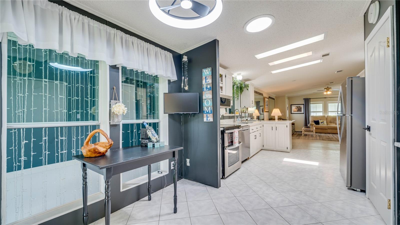 HORIZON VILLAGE - Residential
