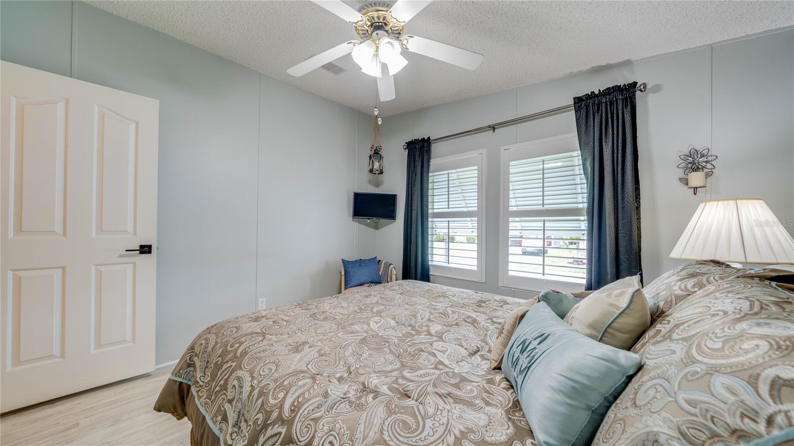 HORIZON VILLAGE - Residential