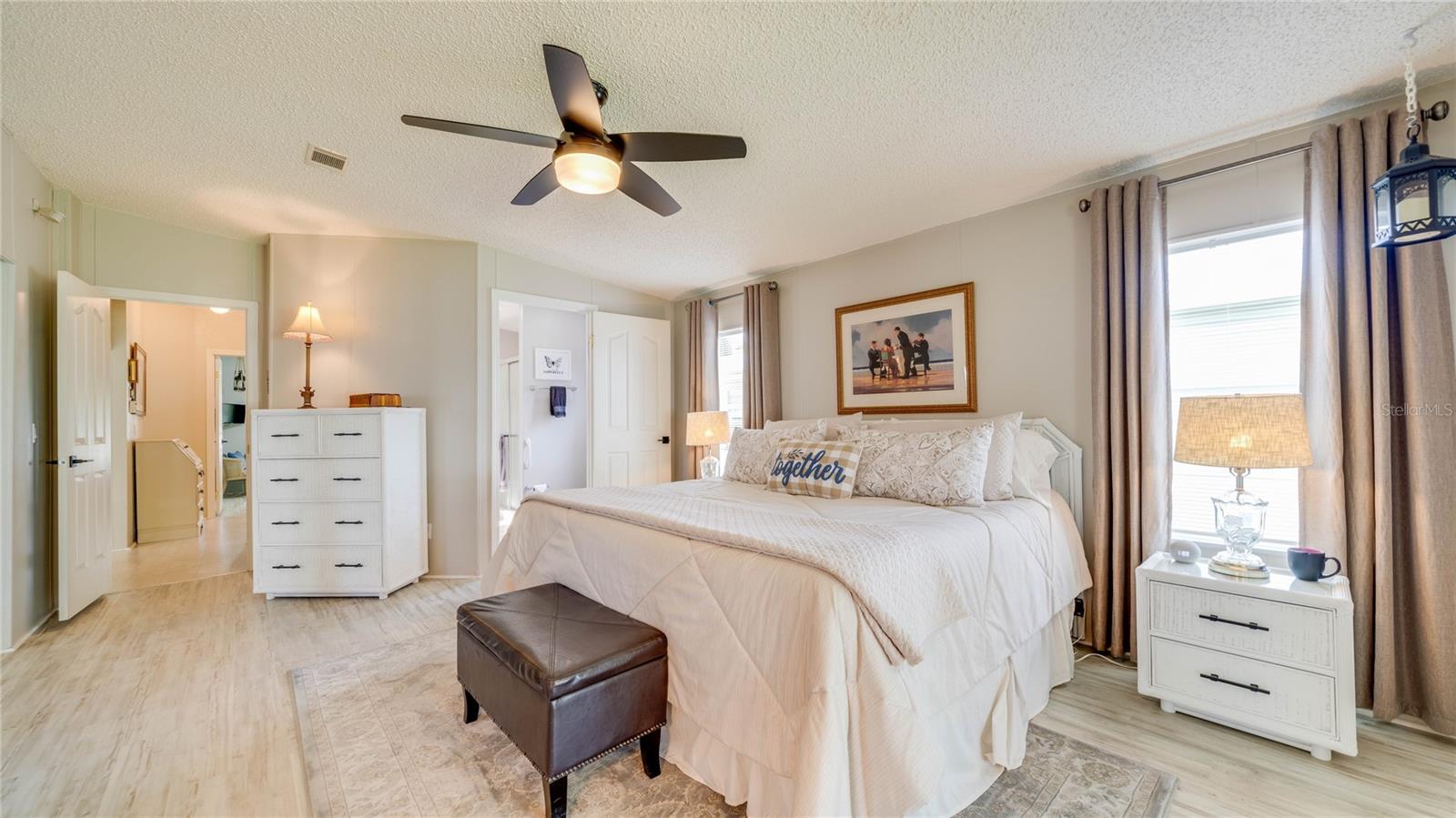 HORIZON VILLAGE - Residential