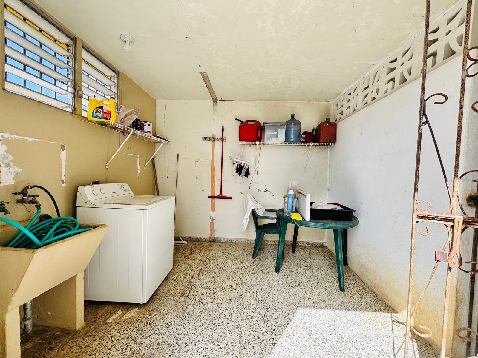 VILLA CAROLINA - Residential