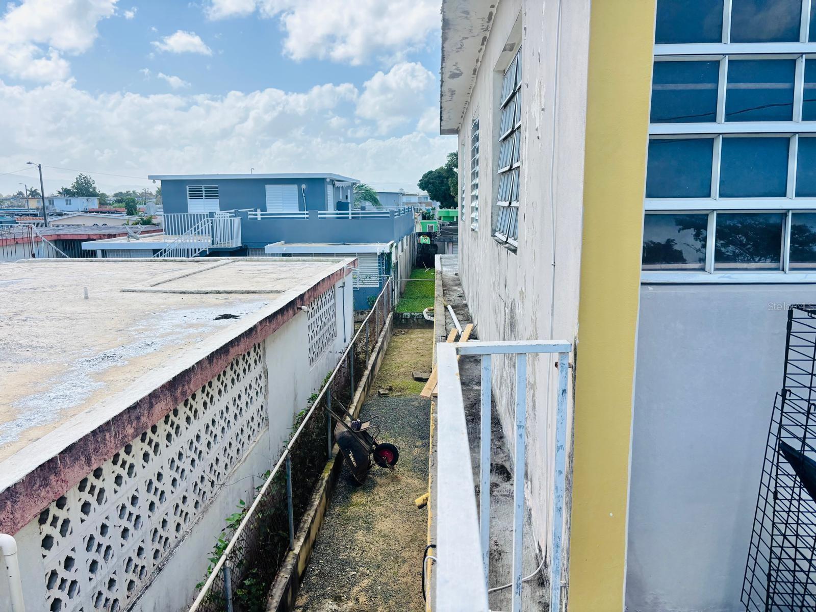 VILLA CAROLINA - Residential