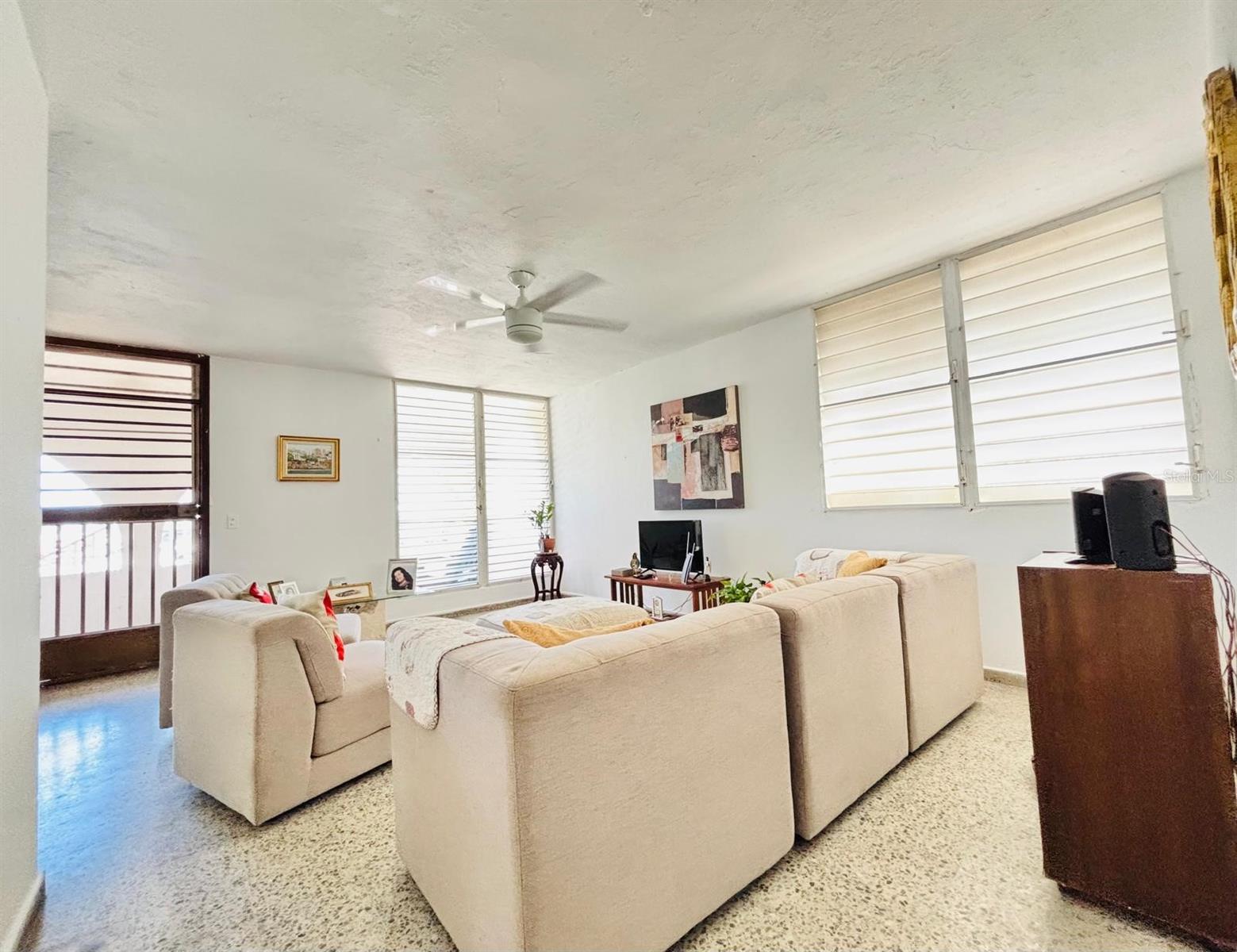 VILLA CAROLINA - Residential