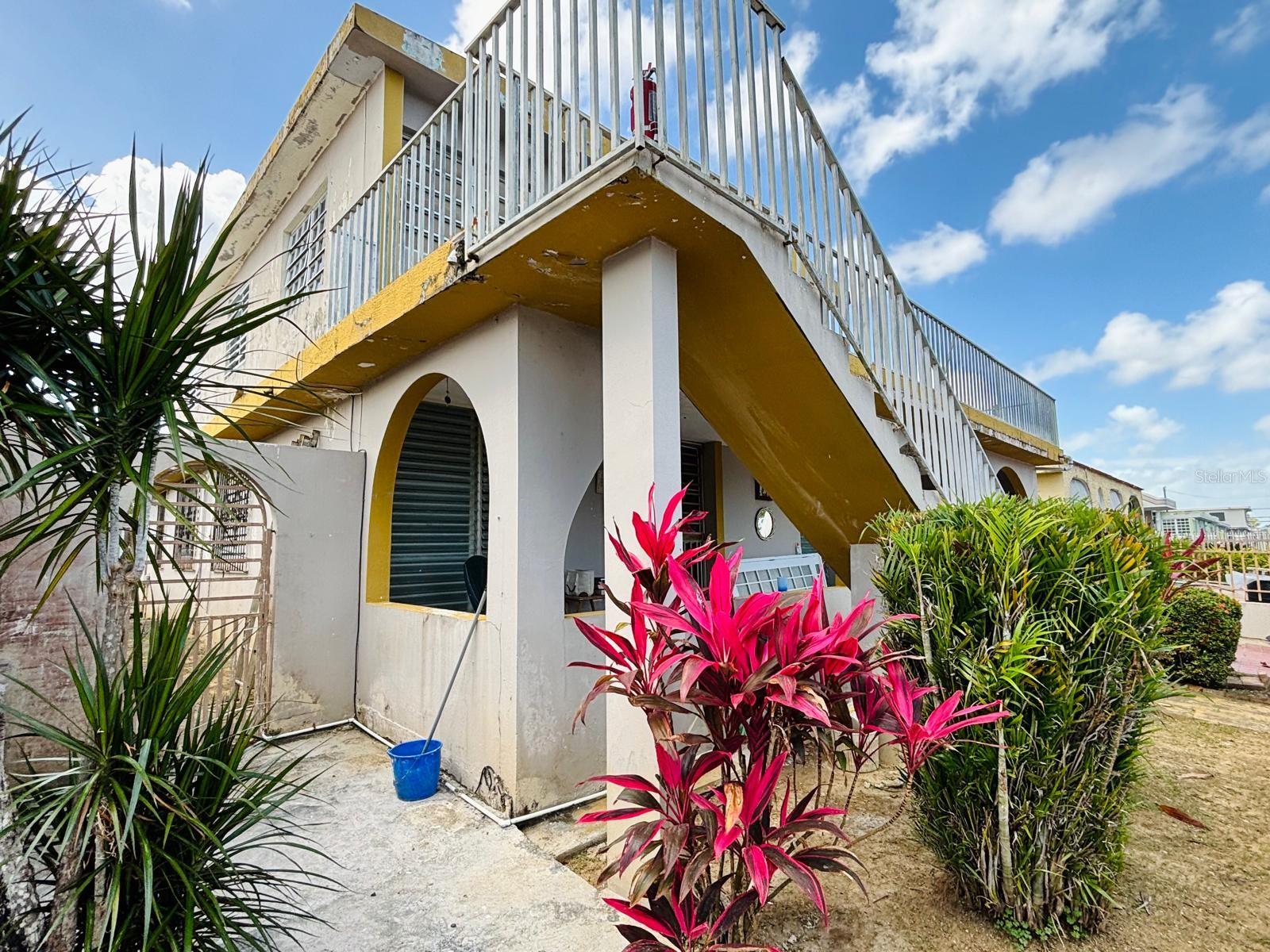 VILLA CAROLINA - Residential