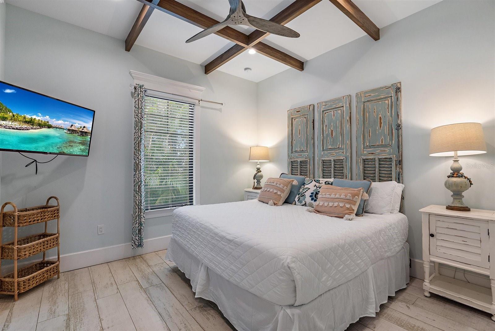 SAINT ARMANDS DIV JOHN RINGLING ESTATES - Residential