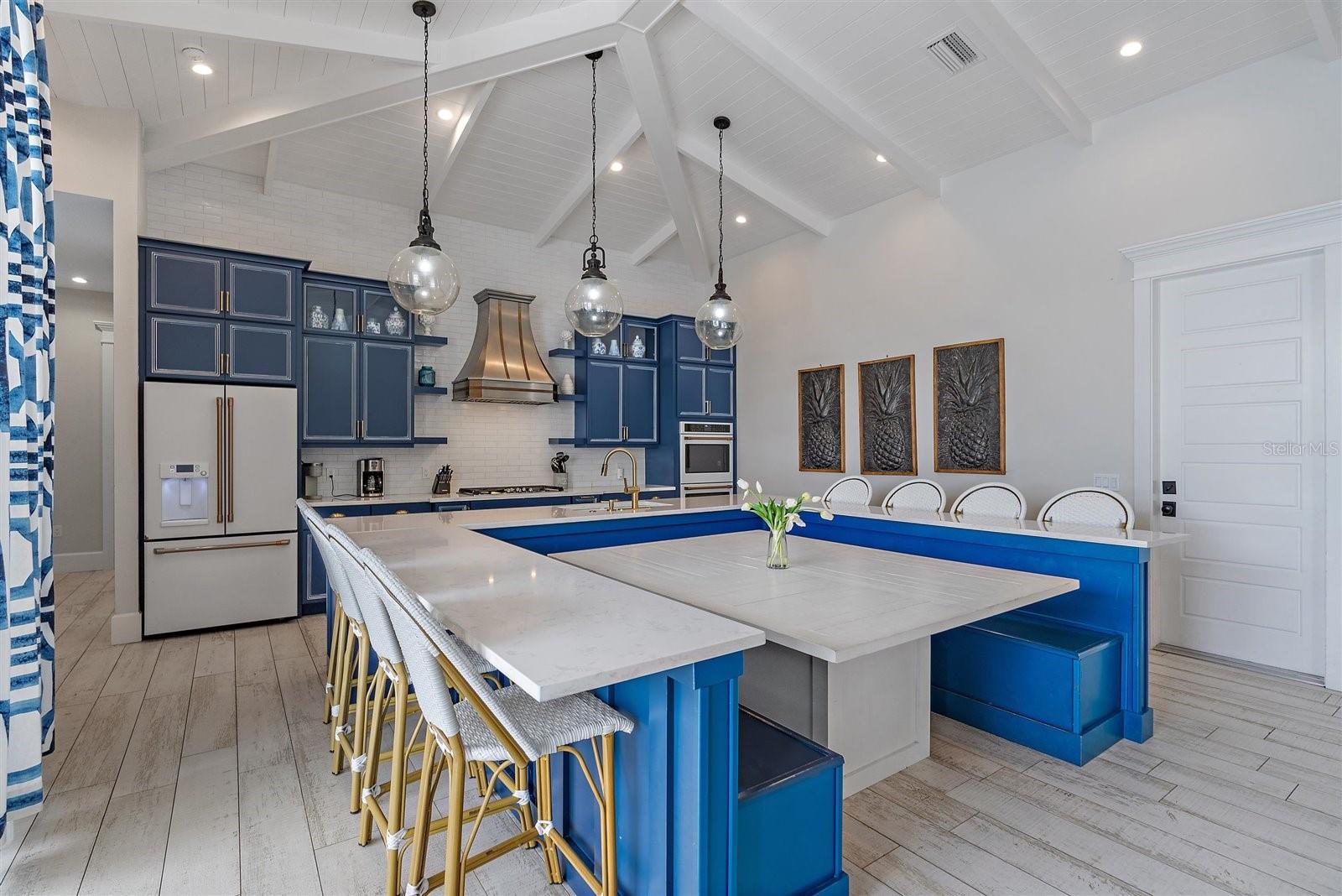 SAINT ARMANDS DIV JOHN RINGLING ESTATES - Residential