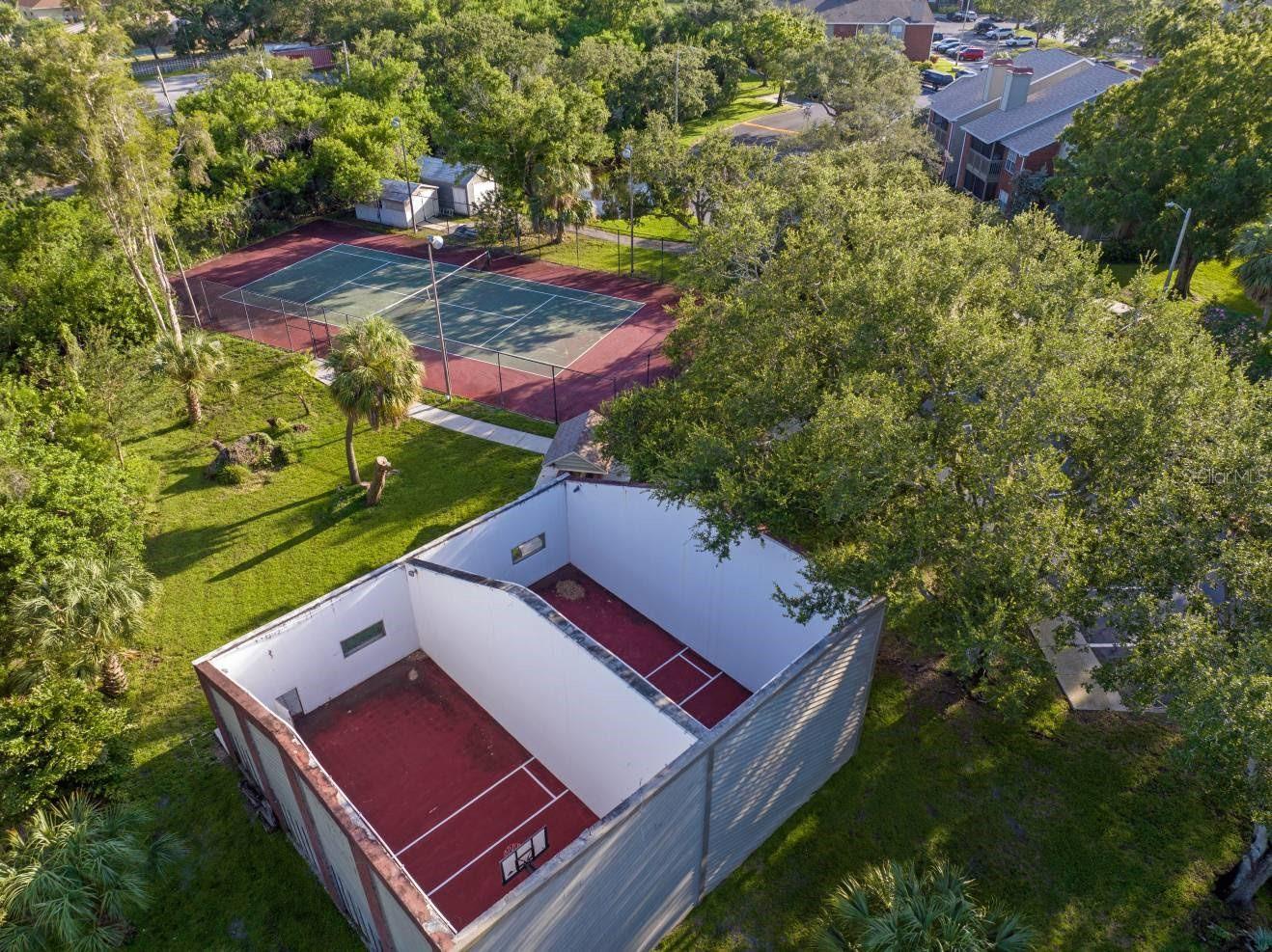 ENCLAVE AT ST PETERSBURG - Residential Lease