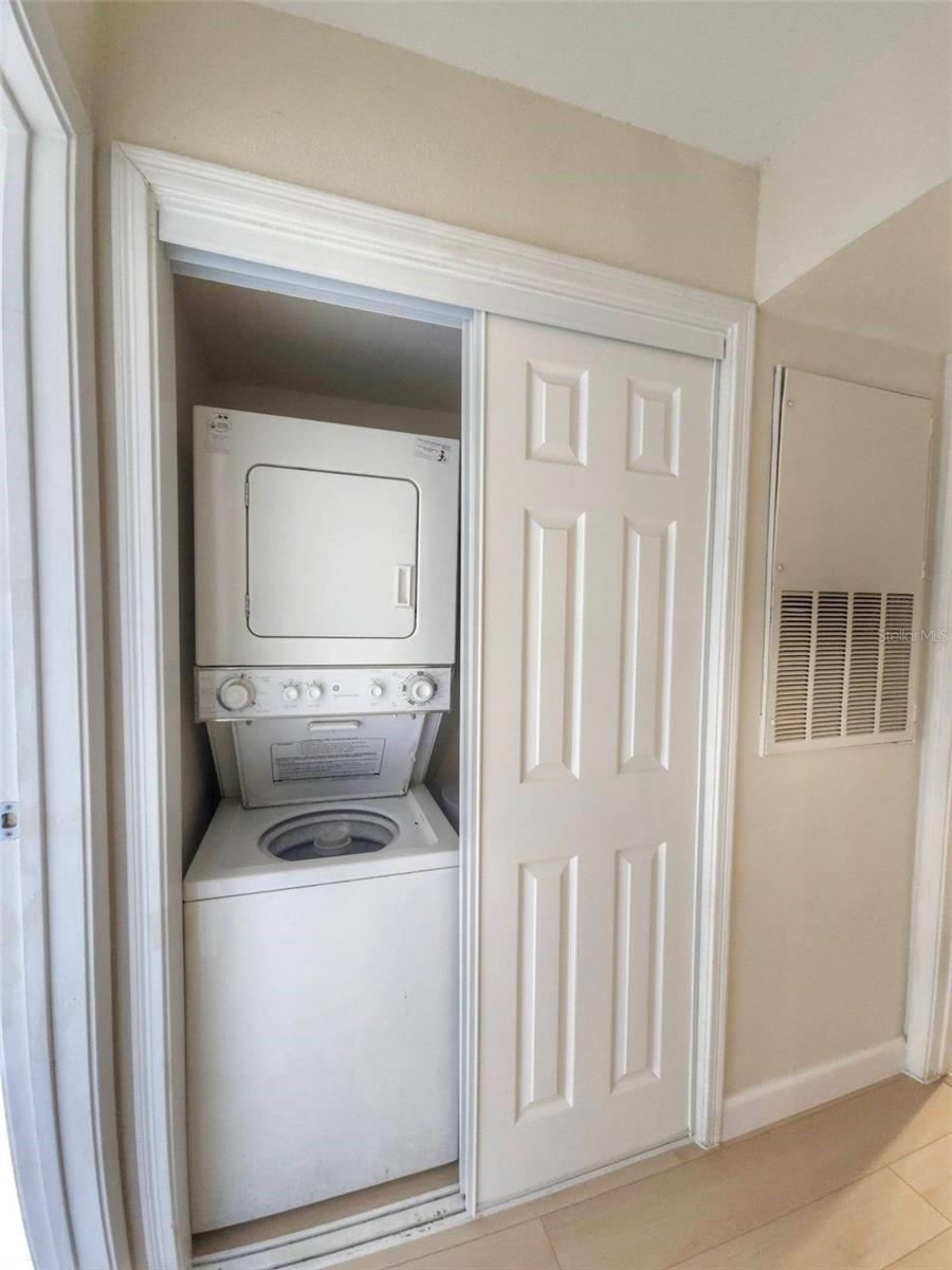 ENCLAVE AT ST PETERSBURG - Residential Lease