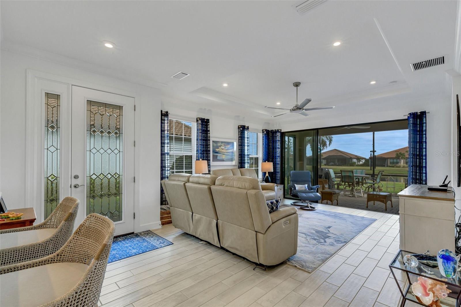 AZARIO ESPLANADE PH II SUBPH C-O - Residential