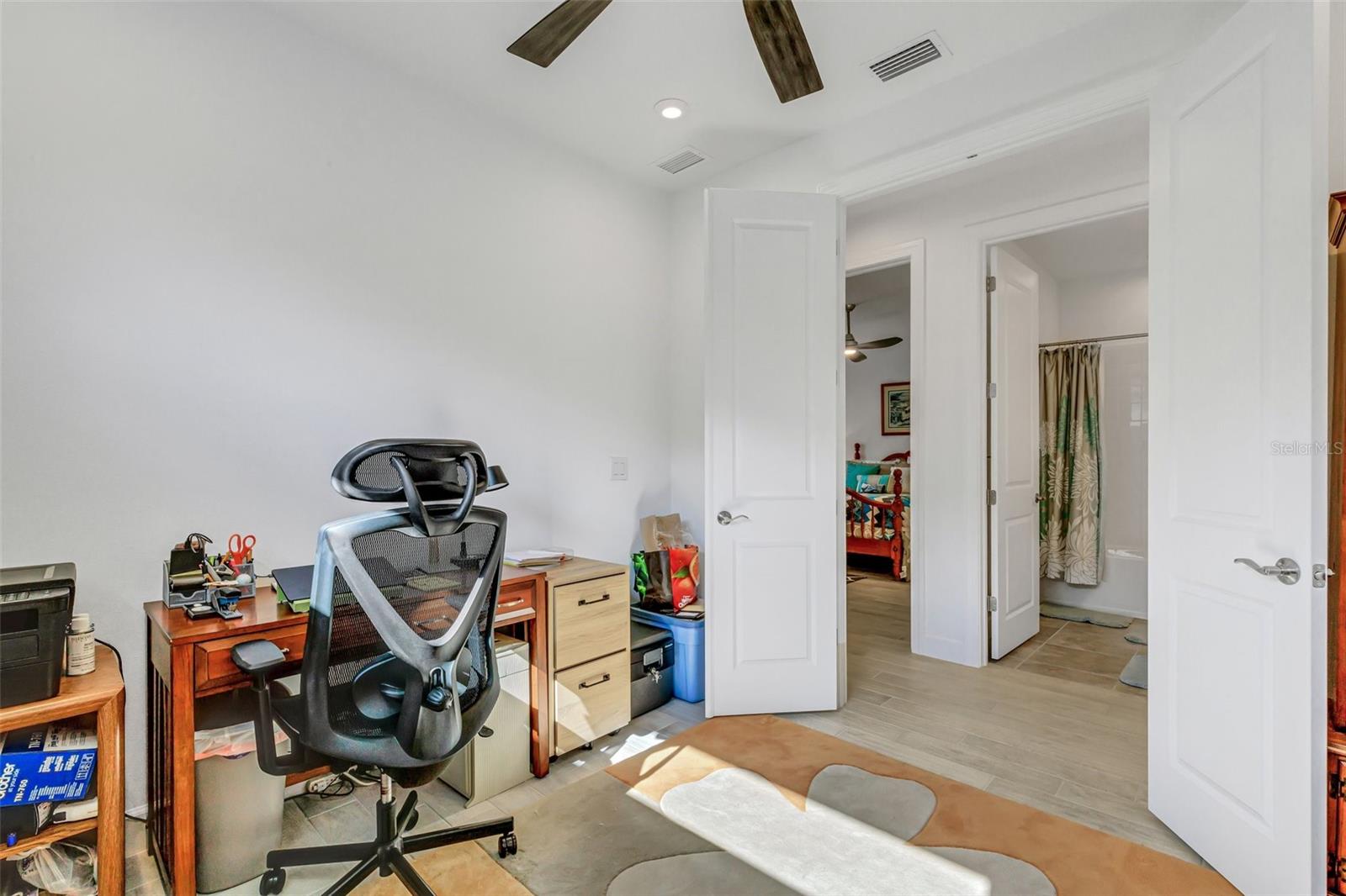 AZARIO ESPLANADE PH II SUBPH C-O - Residential