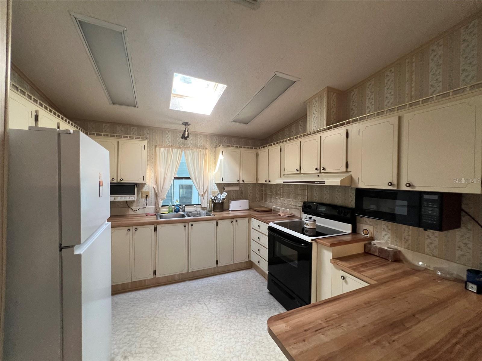 TIMBERWOODS ESTATES - Residential
