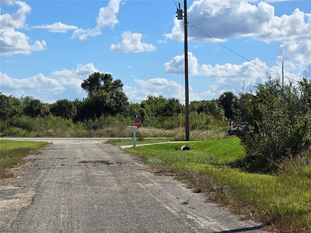 Photo of 526 Cable Avenue S, Lehigh Acres, FL 33974 (MLS # O6353962)
