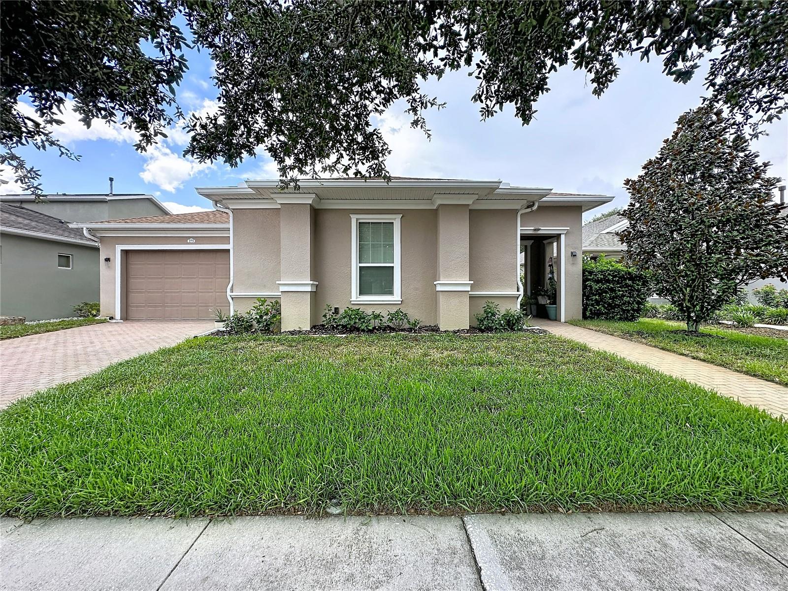 273 SILVER MAPLE ROAD