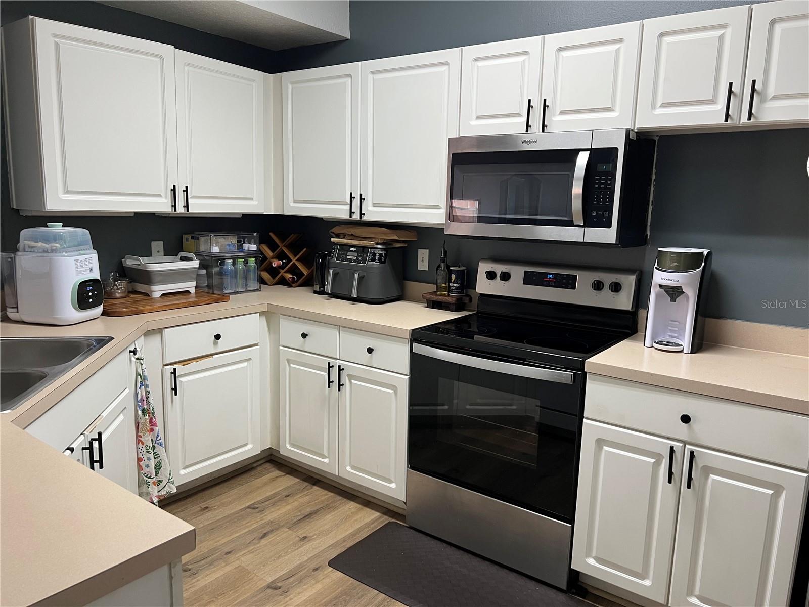 5566 METROWEST BOULEVARD 301