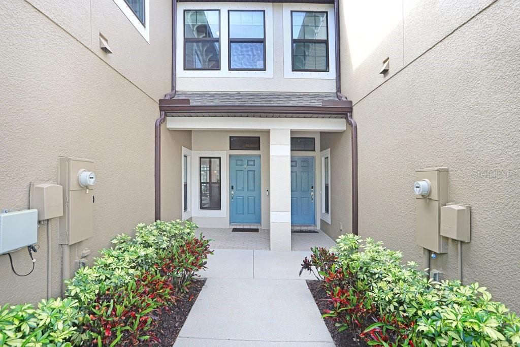 Photo of 11404 Crowned Sparrow Lane, Tampa, FL 33626 (MLS # TB8494367)