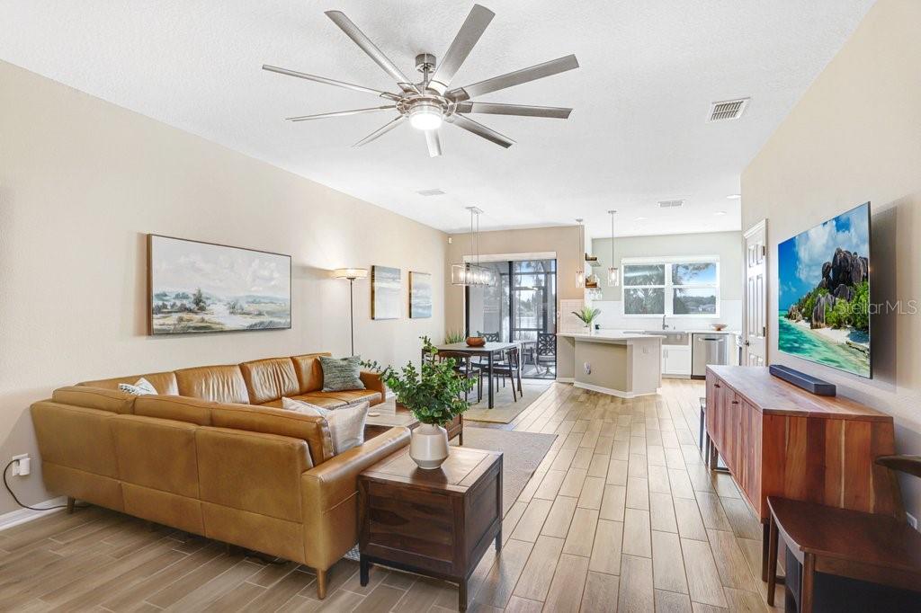 WEST LAKE TWNHMS PH 2 - Residential